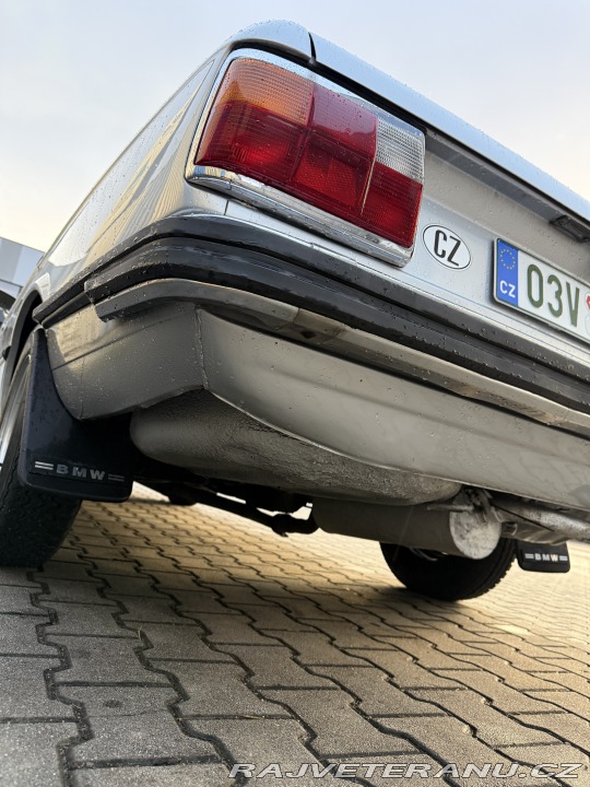 BMW 5 E12 1975