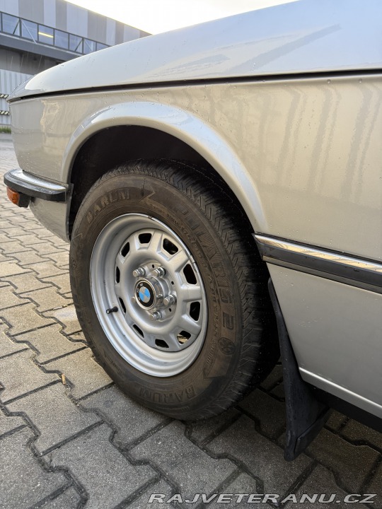 BMW 5 E12 1975