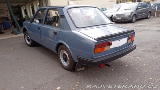 Škoda 105  1988