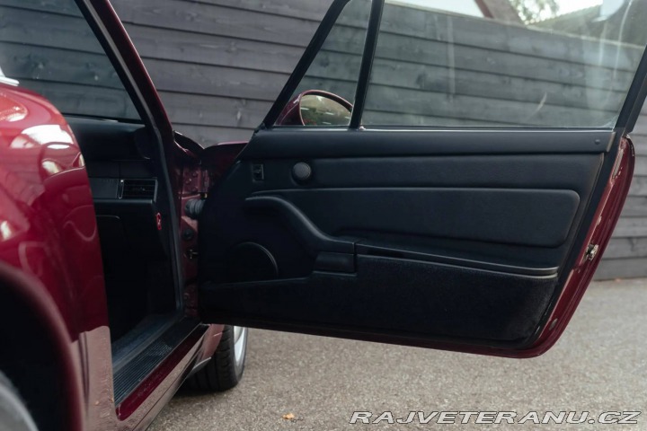 Porsche 911 993 Carrera 2 1995