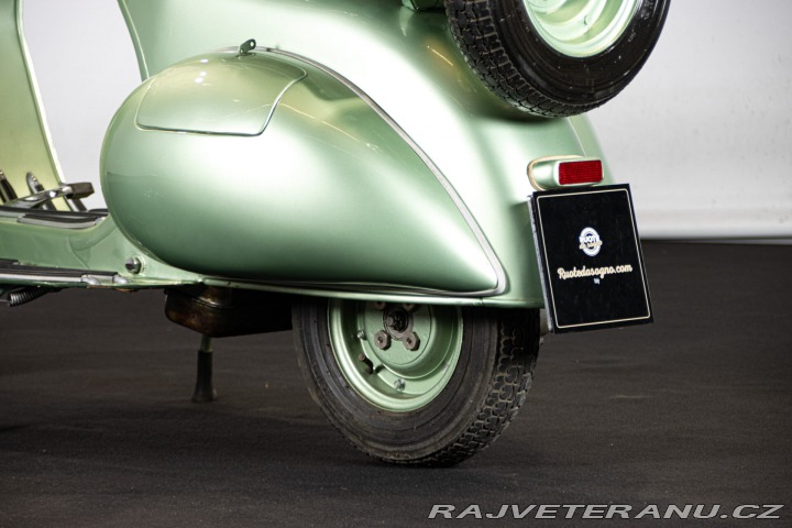Piaggio Vespa 125 V31T 1952