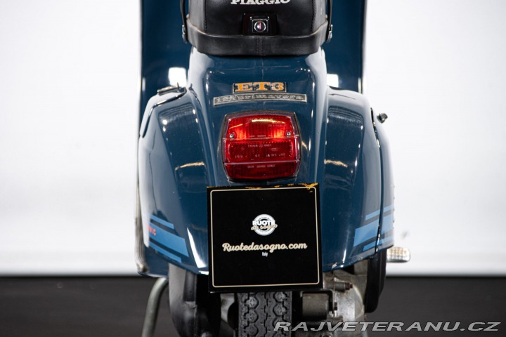 Piaggio Vespa 125 PRIMAVERA ET3 1977