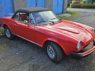 Fiat 124 Spider