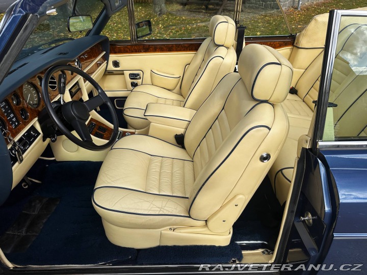 Rolls Royce Corniche  1989