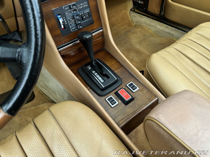 Mercedes-Benz 380 SL R107 1981