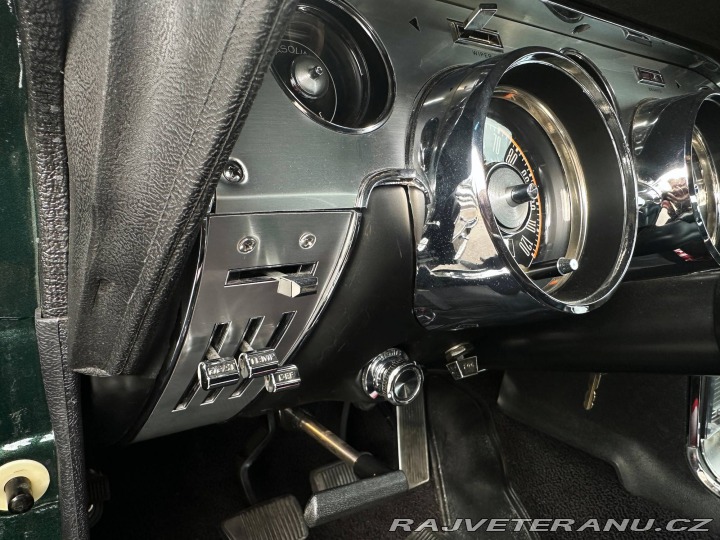 Ford Mustang Fastback „Bullitt“ GT paket, V8 289 1967
