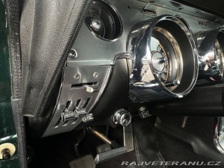 Ford Mustang Fastback „Bullitt“ GT paket, V8 289 1967