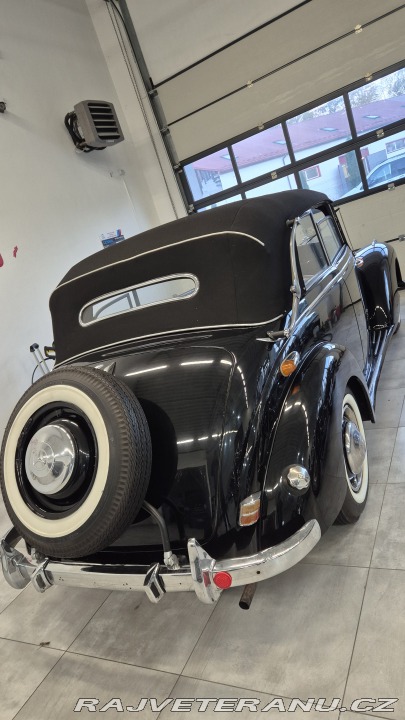 Mercedes-Benz 220 W187 1951