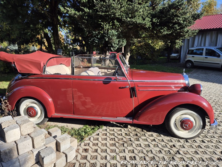Mercedes-Benz 220 W187 1951