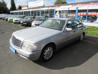 Mercedes-Benz S W140