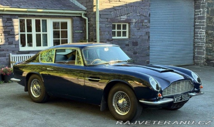 Aston Martin DB 6 Mk2 Manual (4) 1970
