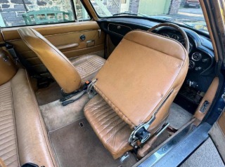 Aston Martin DB 6 Mk2 Manual (4) 1970