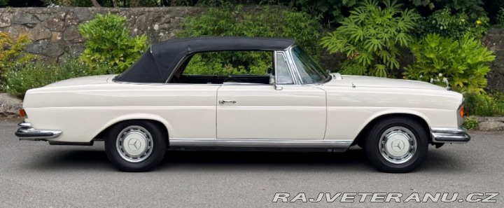 Mercedes-Benz 280 SE 3.5 Convertible (4) 1970