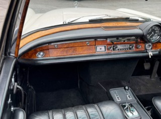 Mercedes-Benz 280 SE 3.5 Convertible (4) 1970