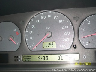 Volvo Ostatní modely V70 T5 AWD 1997