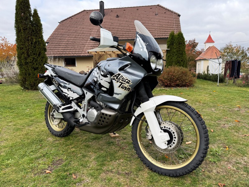 Honda XRV Africa Twin 750