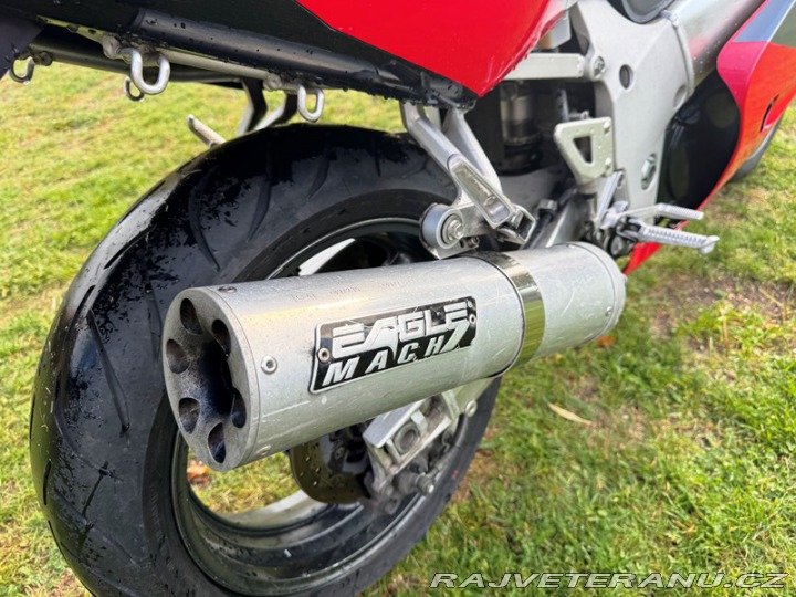 Suzuki Ostatní modely GSXR 600 1998