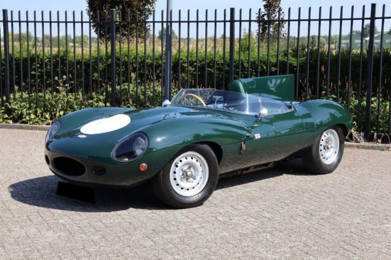Jaguar D-Type replika