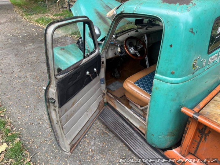 Chevrolet 3100 1955