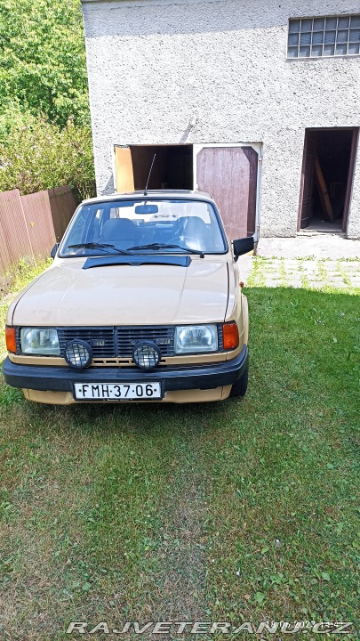 Škoda 130 130 L 1985