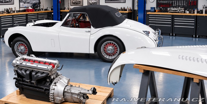 Jaguar XK XK120 SE DHC 1953