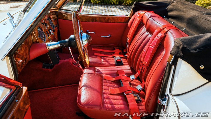 Jaguar XK XK120 SE DHC 1953