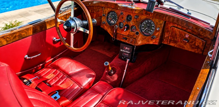 Jaguar XK XK120 SE DHC 1953