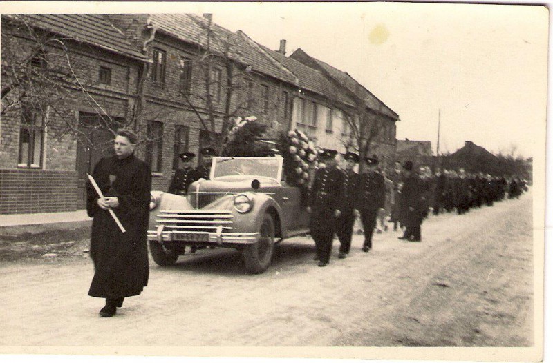 87691469_1825721567558191_4896520436952596480_o.jpg (139.29 KiB) Zobrazeno 7895 x 87691469_1825721567558191_4896520436952596480_o.jpg