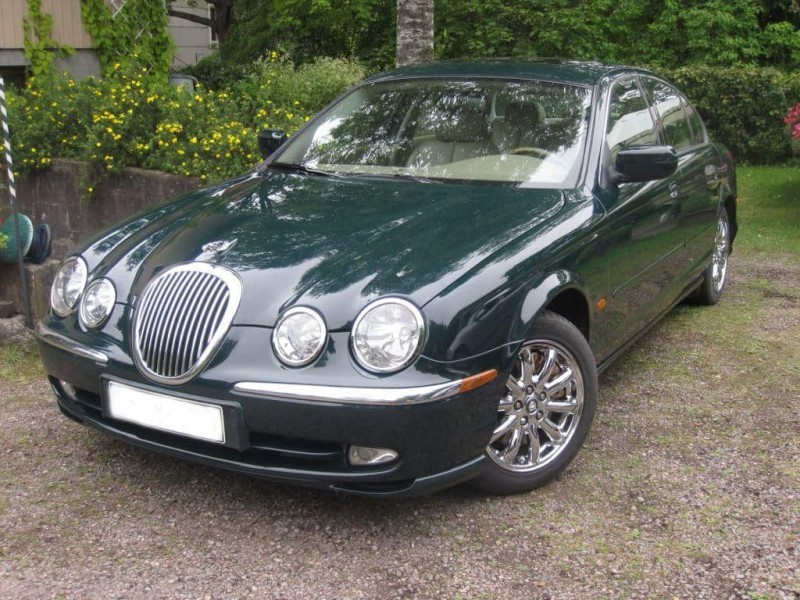 jaguar-s-type-chrome-front-lamp-surrounds-surrounds-required-front-rear-combo-kit-post-2003-45-(2)-2567-p.jpg